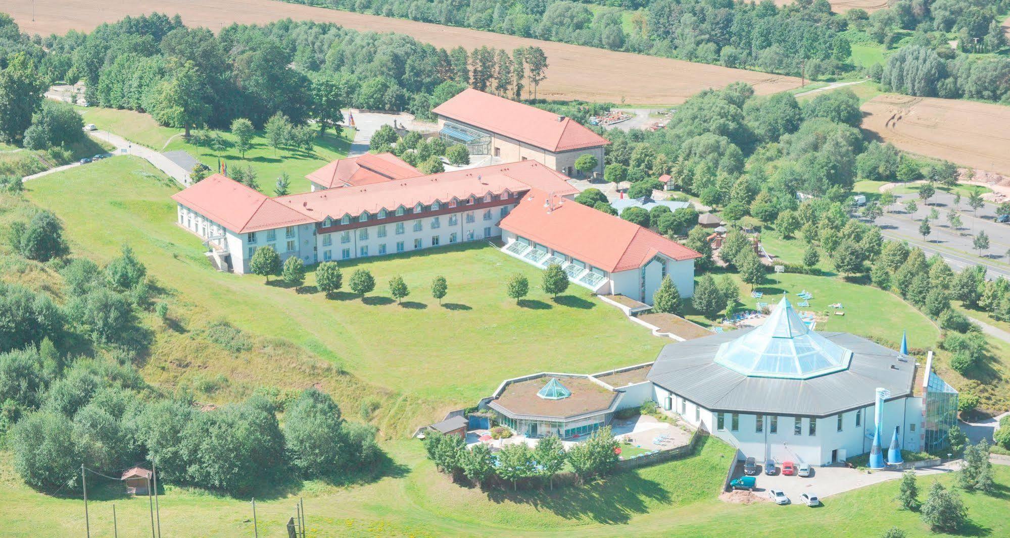 Victor'S Residenz-Hotel Teistungenburg Exterior foto
